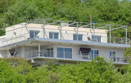 Maison 5 chambres avec piscine chauffée et jacuzzi à Rochefort-du-Gard : photo 7