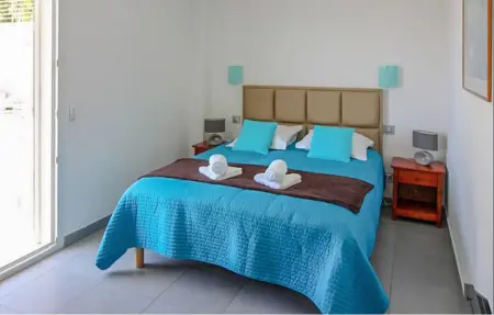 Maison 5 chambres avec piscine chauffée et jacuzzi à Rochefort-du-Gard : photo 21