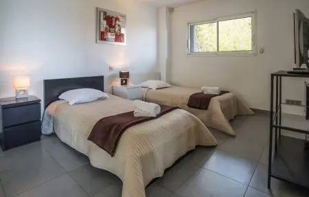 Maison 5 chambres avec piscine chauffée et jacuzzi à Rochefort-du-Gard : photo 24