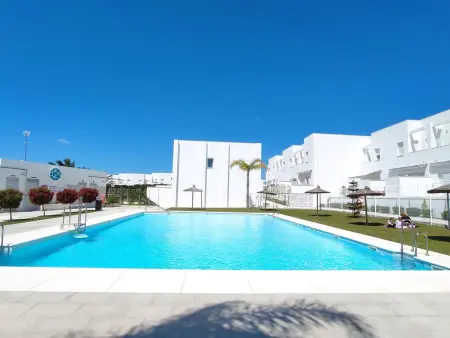 Location villa à Conil de la Frontera, Maison mitoyenne proche plage avec piscine à Conil