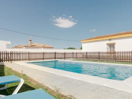 Location villa à Conil de la Frontera, Chalet confort rustique à Conil, piscine privée