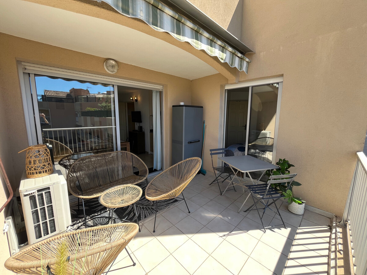 Appartement 2 pièces Fréjus Plage, garage et terrasse - Photo 1