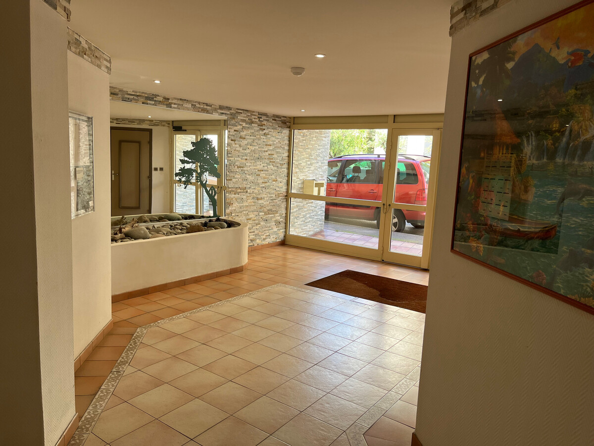 Appartement 2 pièces Fréjus Plage, garage et terrasse - Photo 11