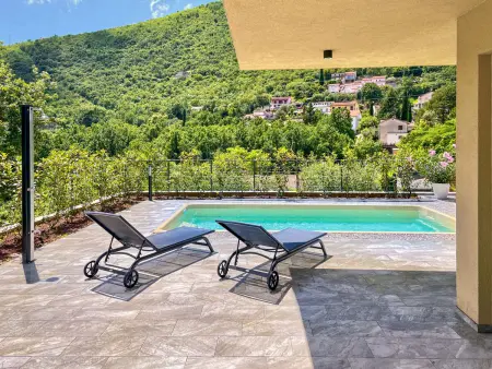 Location villa à Mošćenička Draga