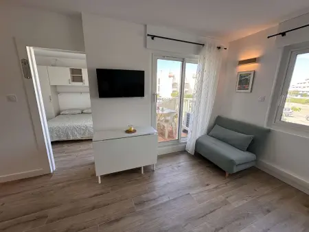 Appartement climatisé 2 pièces rénové, plage à 100 m, Le Grau-du-Roi : photo 5