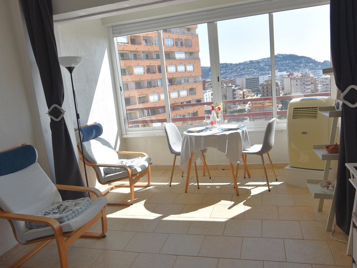 Studio 3 pers. Roses avec piscine et vue mer - Photo 4