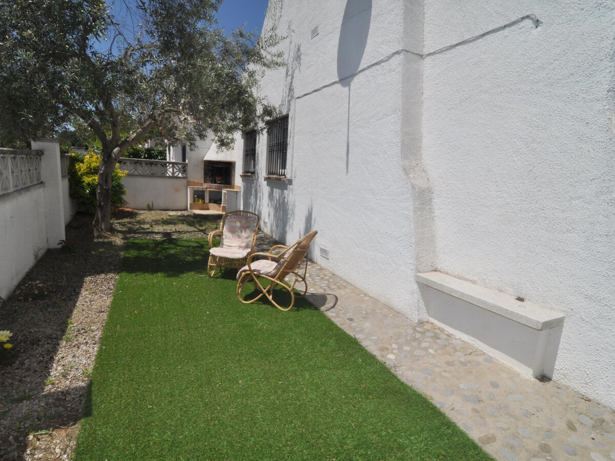 Maison rez-de-chaussée L'Escala, jardin et barbecue - Photo 1