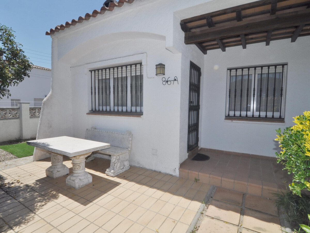 Maison rez-de-chaussée L'Escala, jardin et barbecue - Photo 4