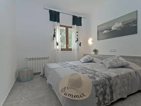Maison spacieuse et lumineuse avec piscine privée et wifi en face d'un grand espace vert à L'Escala - Photo 14