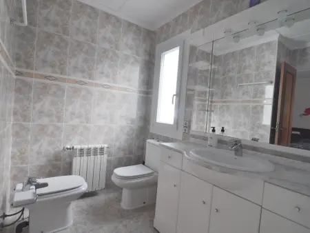 Maison spacieuse et lumineuse avec piscine privée et wifi en face d'un grand espace vert à L'Escala - Photo 20