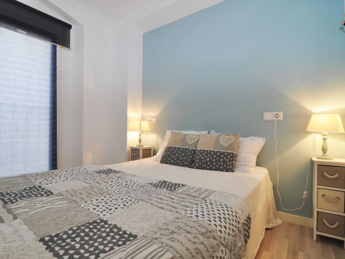 Appartement rénové avec terrasse privée à 400m de la plage - Photo 14