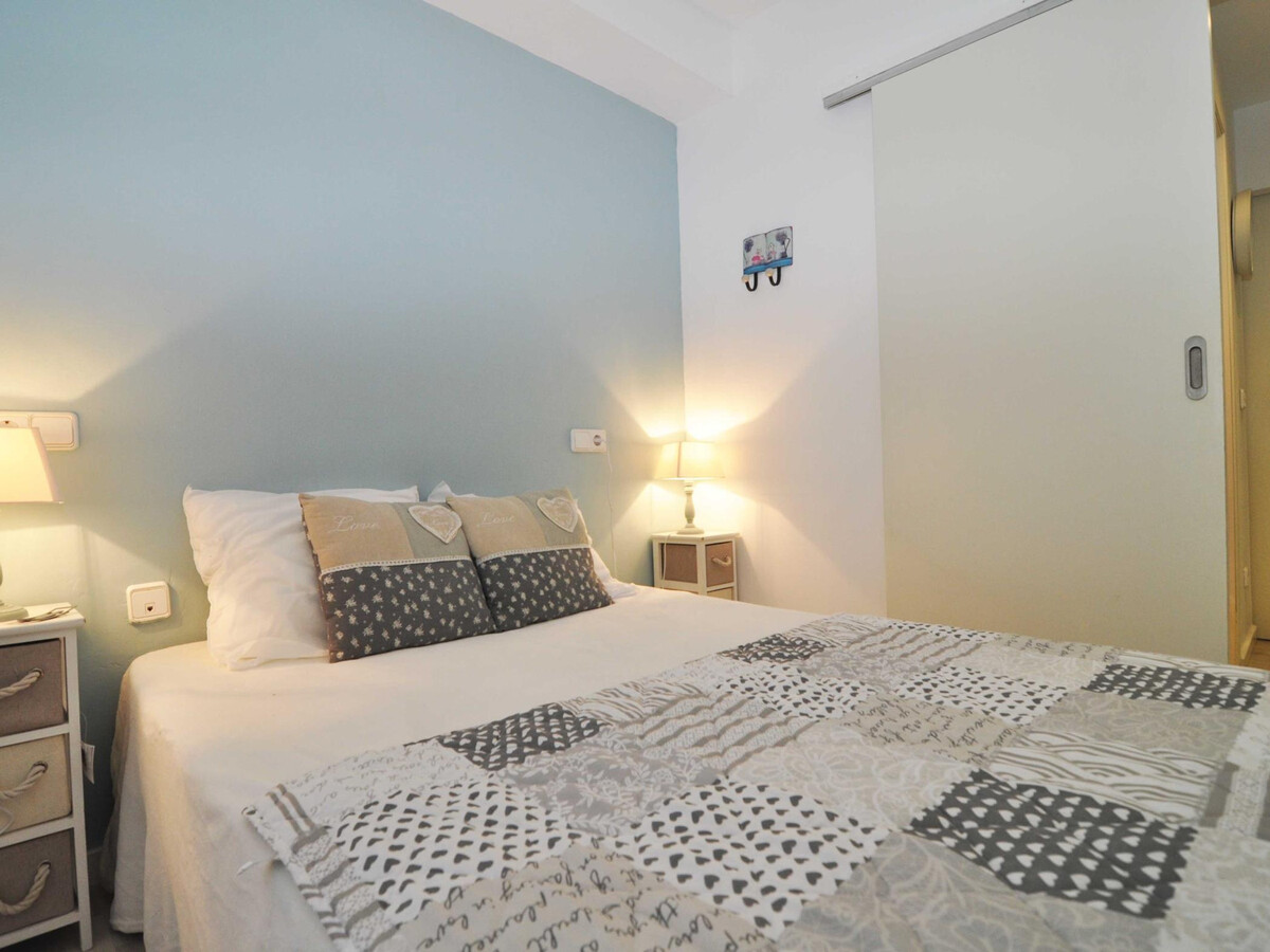 Appartement rénové avec terrasse privée à 400m de la plage - Photo 15