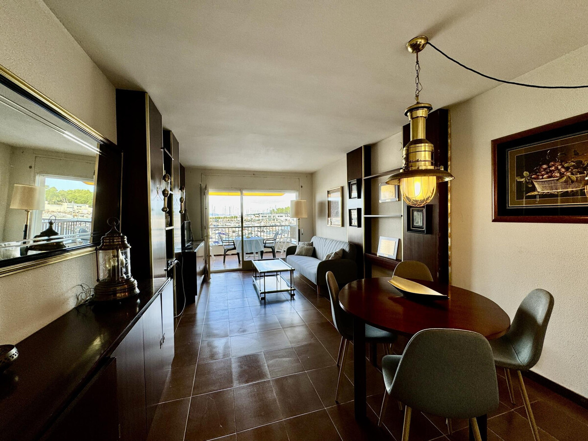 BUNSI, appartement vue port à L'Escala - Photo 5