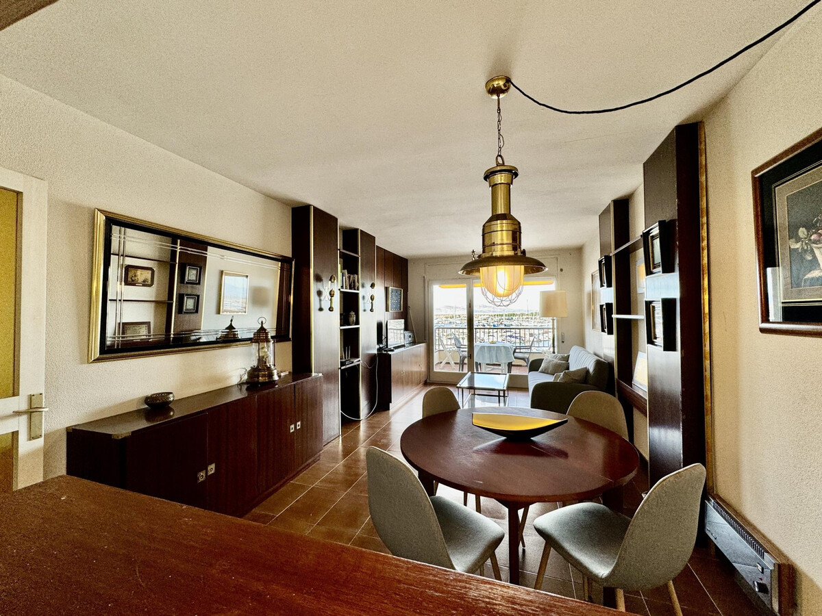 BUNSI, appartement vue port à L'Escala - Photo 6