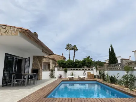 Maison calme à Sant Martí d'Empúries avec piscine privée et jardin - Photo 3