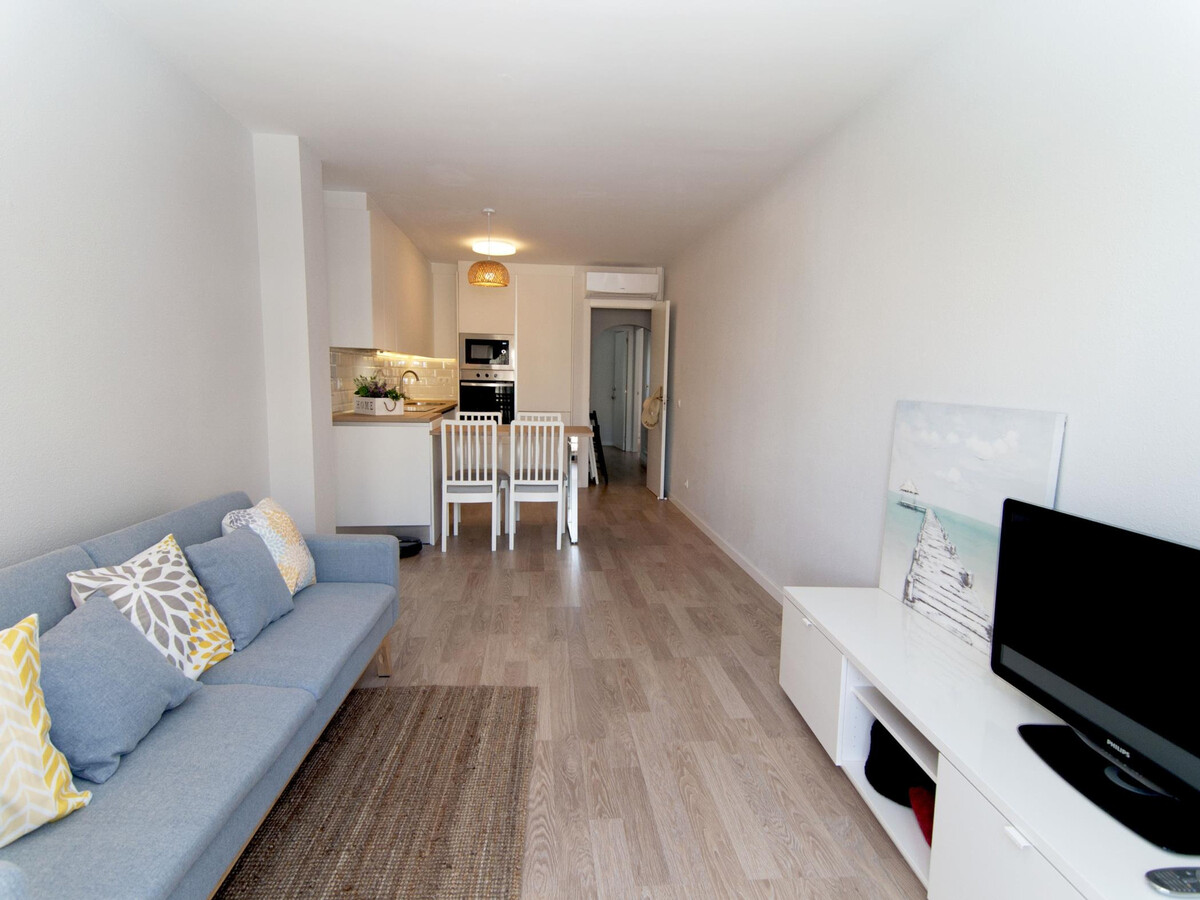Appartement rénové avec terrasse vue mer au port - Photo 6