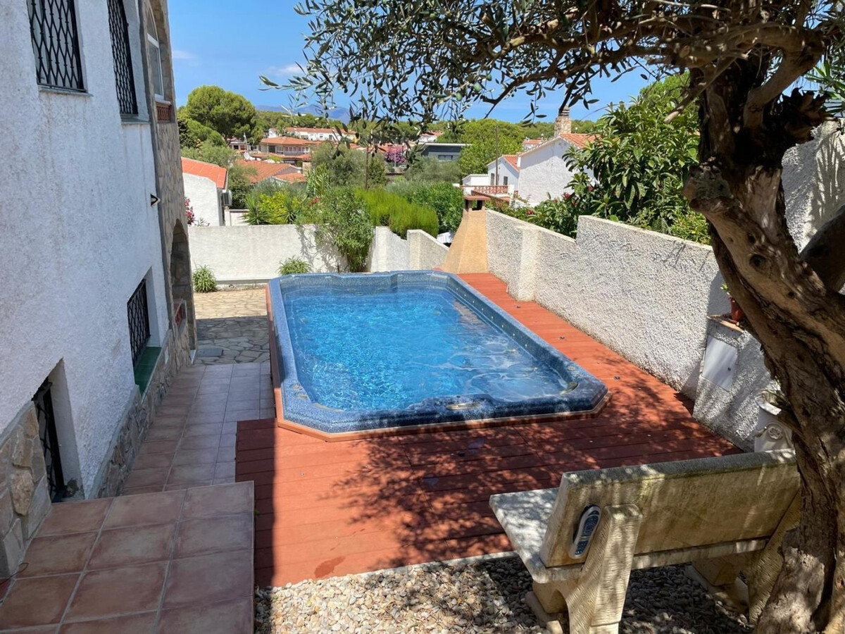 Villa Rebeca : piscine-jacuzzi et vue panoramique mer - Photo 2