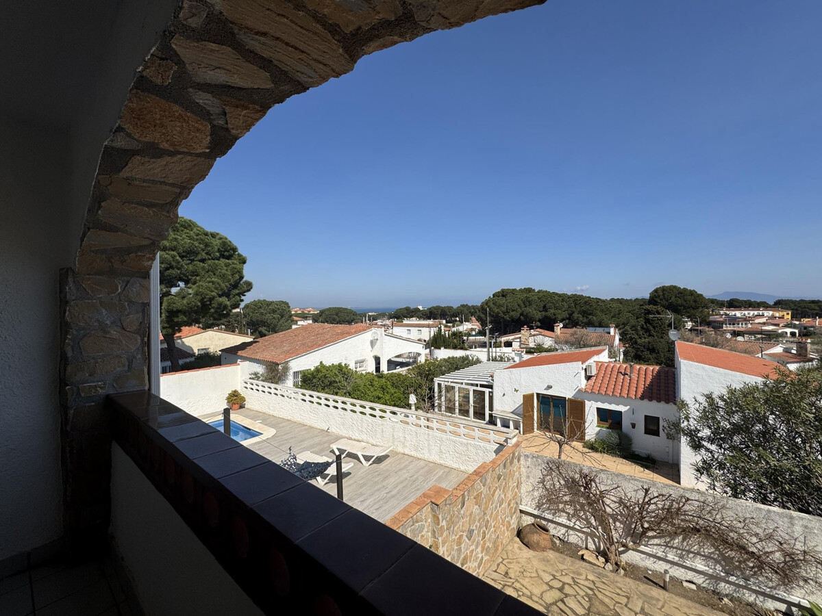 Villa Rebeca : piscine-jacuzzi et vue panoramique mer - Photo 5