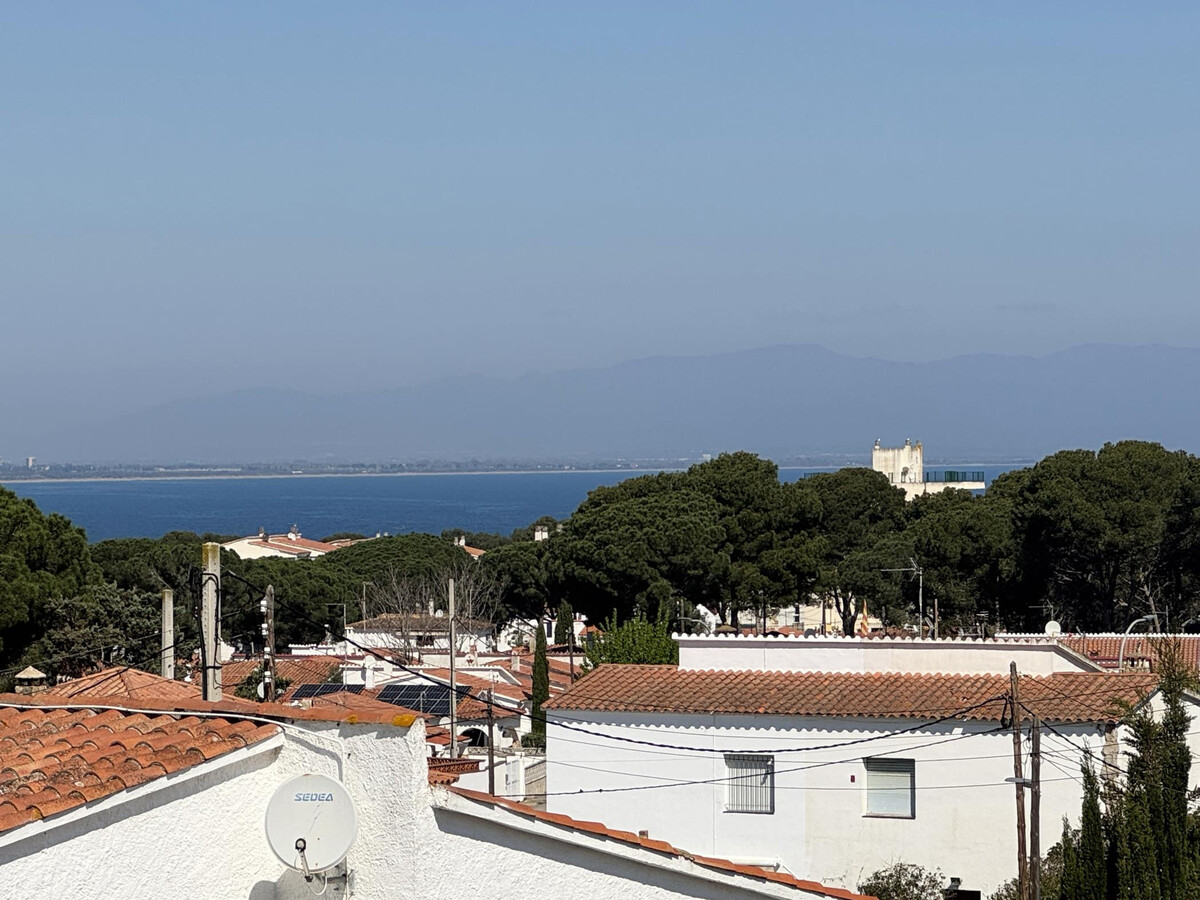 Villa Rebeca : piscine-jacuzzi et vue panoramique mer - Photo 8