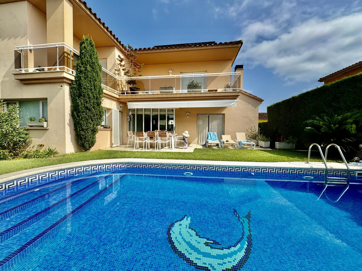 Can Noguera : Villa 8 pers. avec piscine à Ventalló - Photo 1