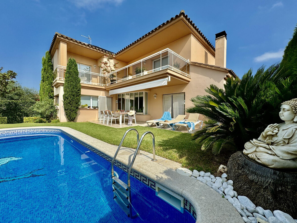 Can Noguera : Villa 8 pers. avec piscine à Ventalló - Photo 2