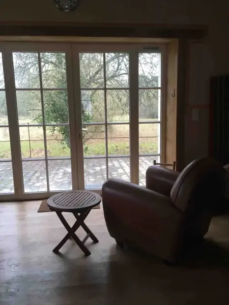 Maison avec piscine privée et poêle à bois à Beaumont-Village : photo 9