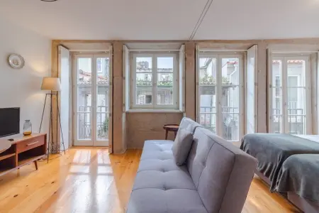 Location appartement à Oporto, Studio moderne à Porto avec balcon