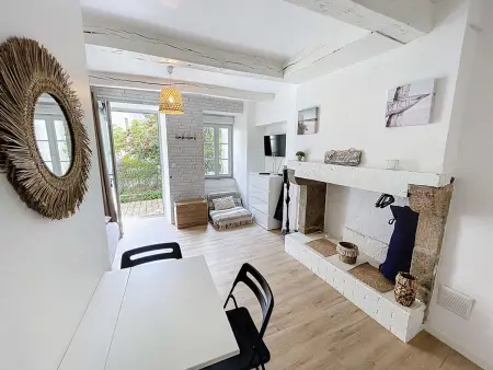 Charmant studio refait à neuf avec terrasse - animaux admis, Wi-Fi gratuit - Photo 3