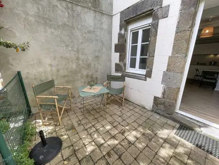 Charmant studio refait à neuf avec terrasse - animaux admis, Wi-Fi gratuit - Photo 11