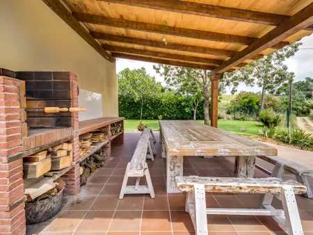 Villa à Palafolls avec piscine privée et jardin, idéale pour familles jusqu'à 18 pers. - Photo 3