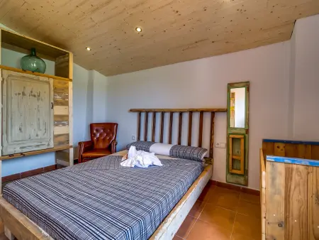 Villa à Palafolls avec piscine privée et jardin, idéale pour familles jusqu'à 18 pers. - Photo 24