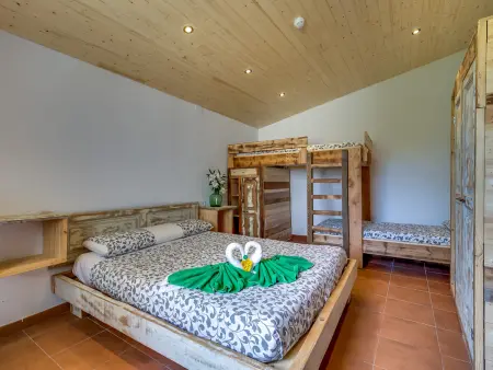 Villa à Palafolls avec piscine privée et jardin, idéale pour familles jusqu'à 18 pers. - Photo 25