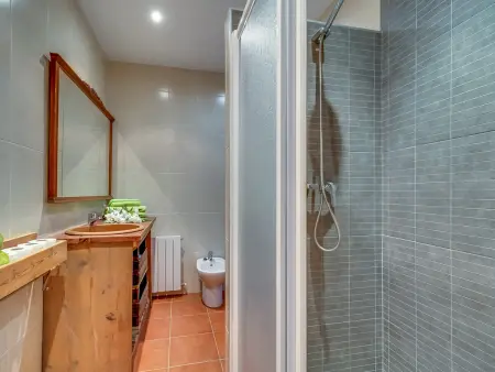 Villa à Palafolls avec piscine privée et jardin, idéale pour familles jusqu'à 18 pers. - Photo 29