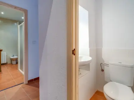 Villa à Palafolls avec piscine privée et jardin, idéale pour familles jusqu'à 18 pers. - Photo 31