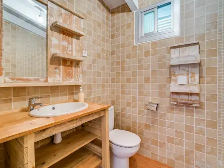 Villa à Palafolls avec piscine privée et jardin, idéale pour familles jusqu'à 18 pers. - Photo 33