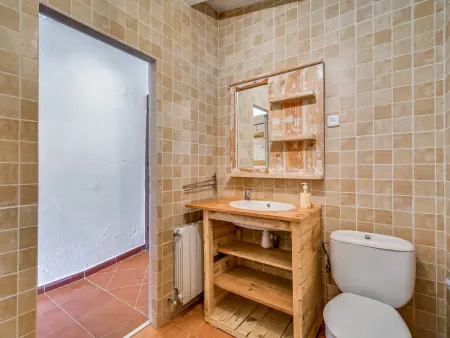 Villa à Palafolls avec piscine privée et jardin, idéale pour familles jusqu'à 18 pers. - Photo 35
