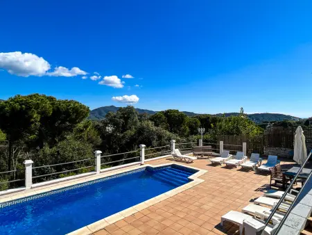Maison avec piscine privée, barbecue, Wi-Fi et animaux admis pour 10 pers. - Photo 2
