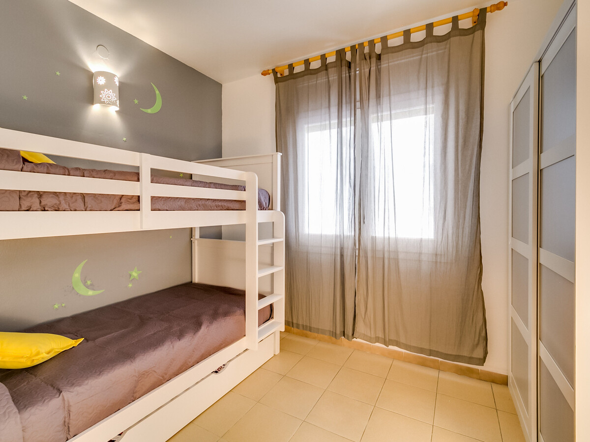 Appartement 2 ch, piscine et balcon à 5 min de la plage - Photo 17