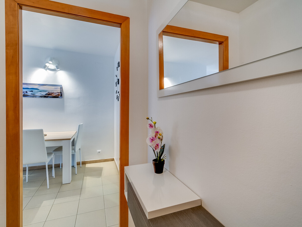 Appartement 2 ch, piscine et balcon à 5 min de la plage - Photo 21