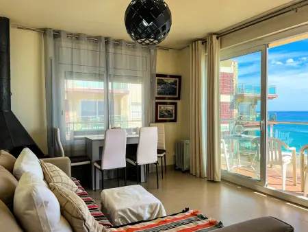 Apartamento Mar : première ligne de plage à Santa Susanna - Photo 2