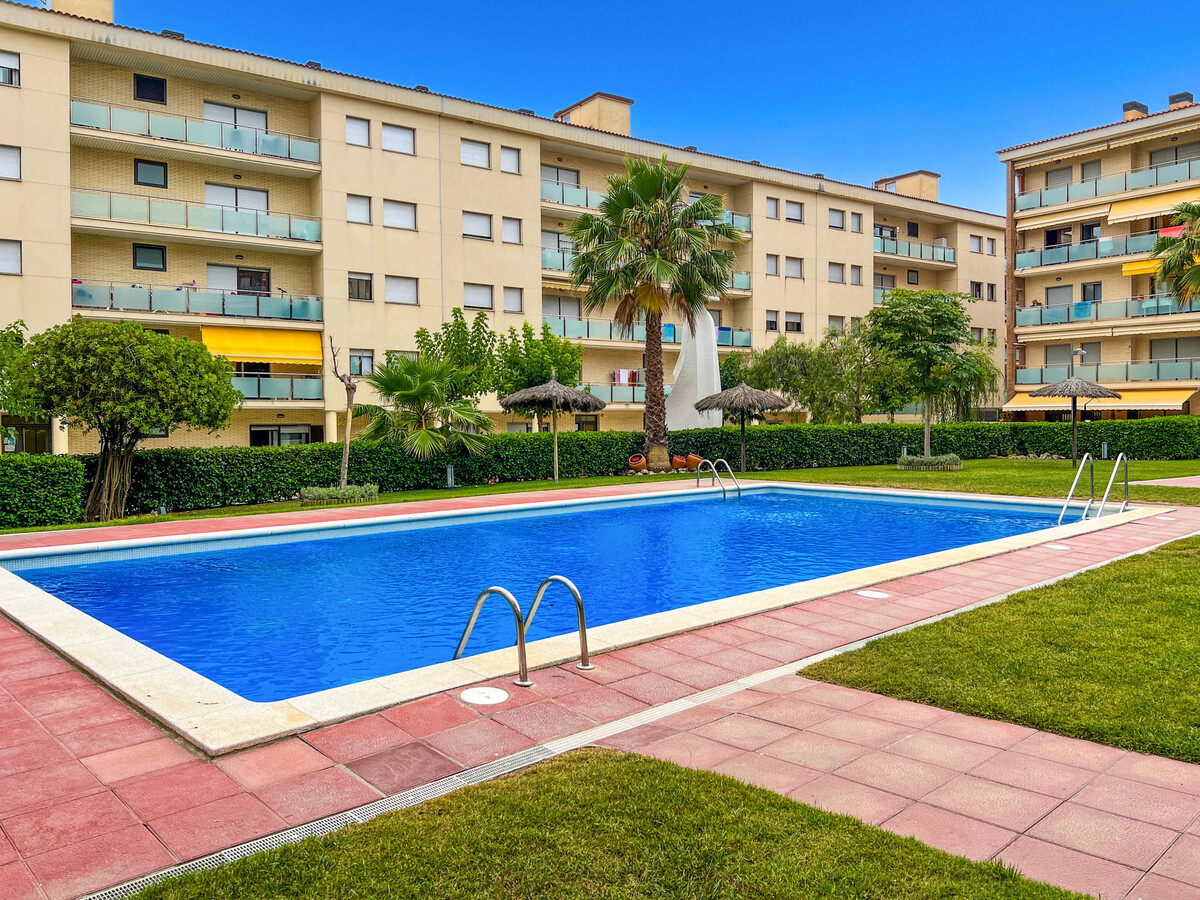Appartement Fenals, piscine d'eau salée, terrasse privée - Photo 4