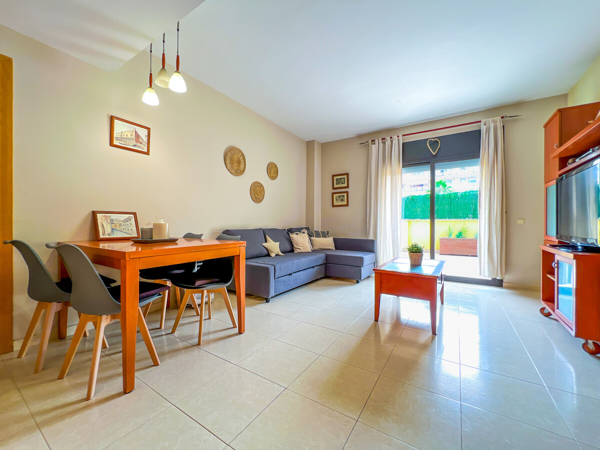 Appartement Fenals, piscine d'eau salée, terrasse privée - Photo 7
