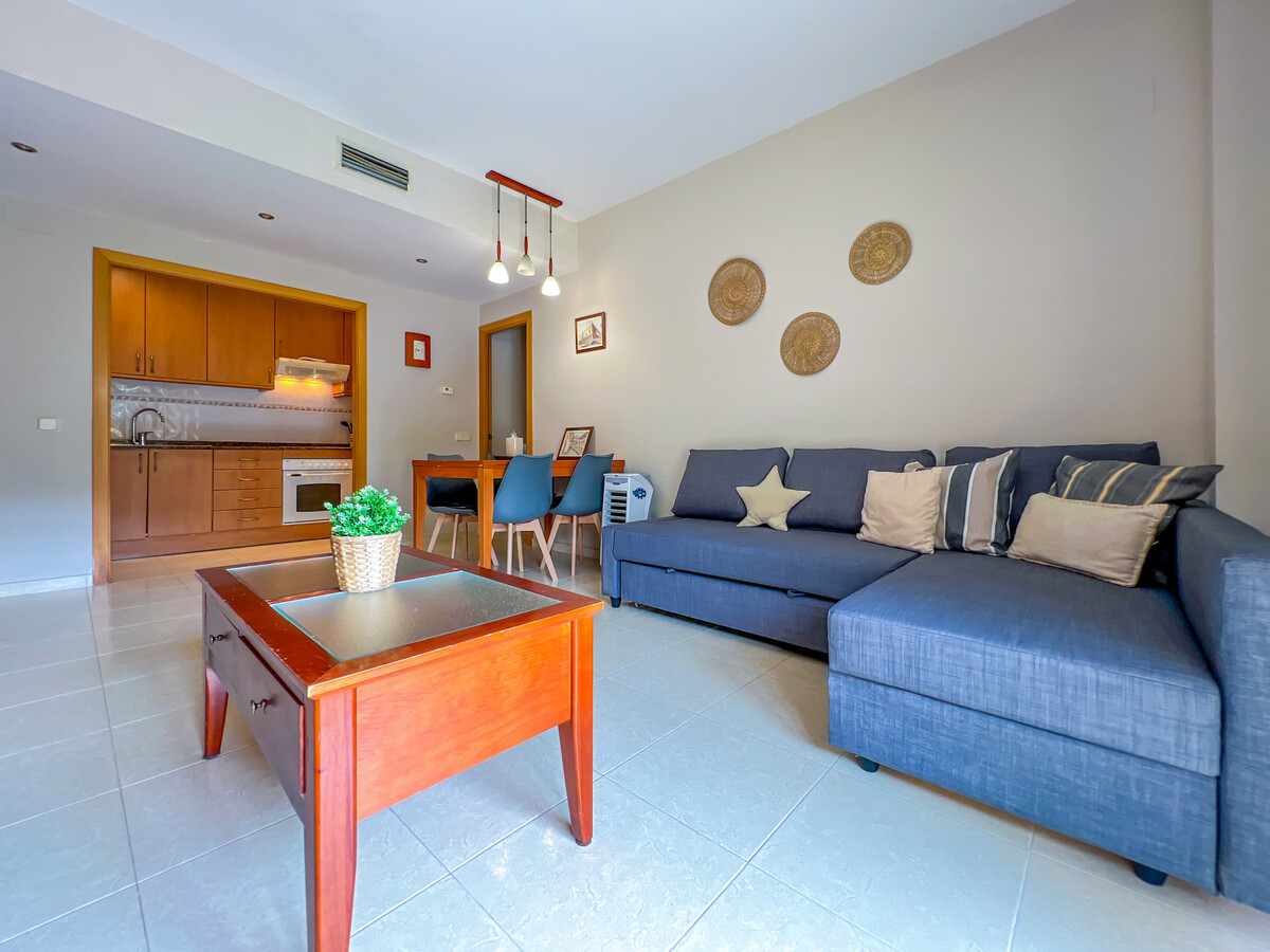 Appartement Fenals, piscine d'eau salée, terrasse privée - Photo 8
