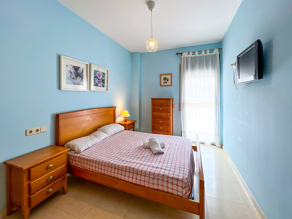 Appartement Fenals, piscine d'eau salée, terrasse privée - Photo 13