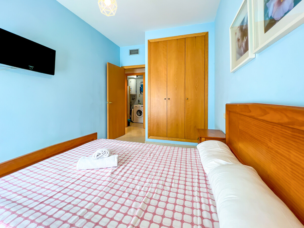 Appartement Fenals, piscine d'eau salée, terrasse privée - Photo 15