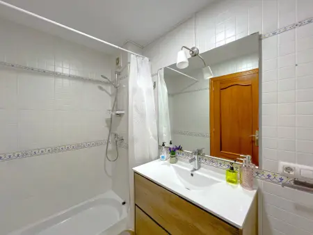 Duplex Montserrat à Blanes, 1 min de plage, 5 personnes : photo 29