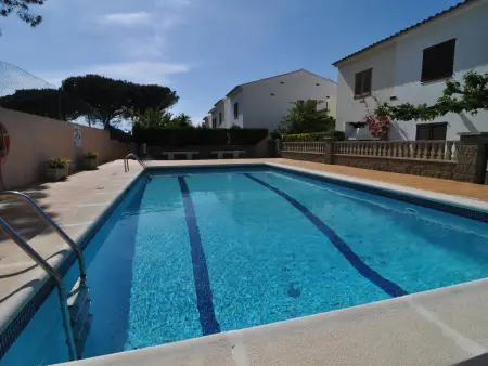 Maison élégante avec piscine et terrasse à L'Escala - Photo 12