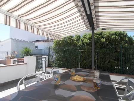Maison avec piscine communautaire proche plage à L'Escala - Photo 3
