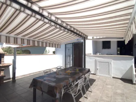 Maison avec piscine communautaire proche plage à L'Escala - Photo 7