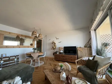 Location appartement à Arcachon, Arcachon - Appartement T3 avec Terrasse, Vue Mer et Parking